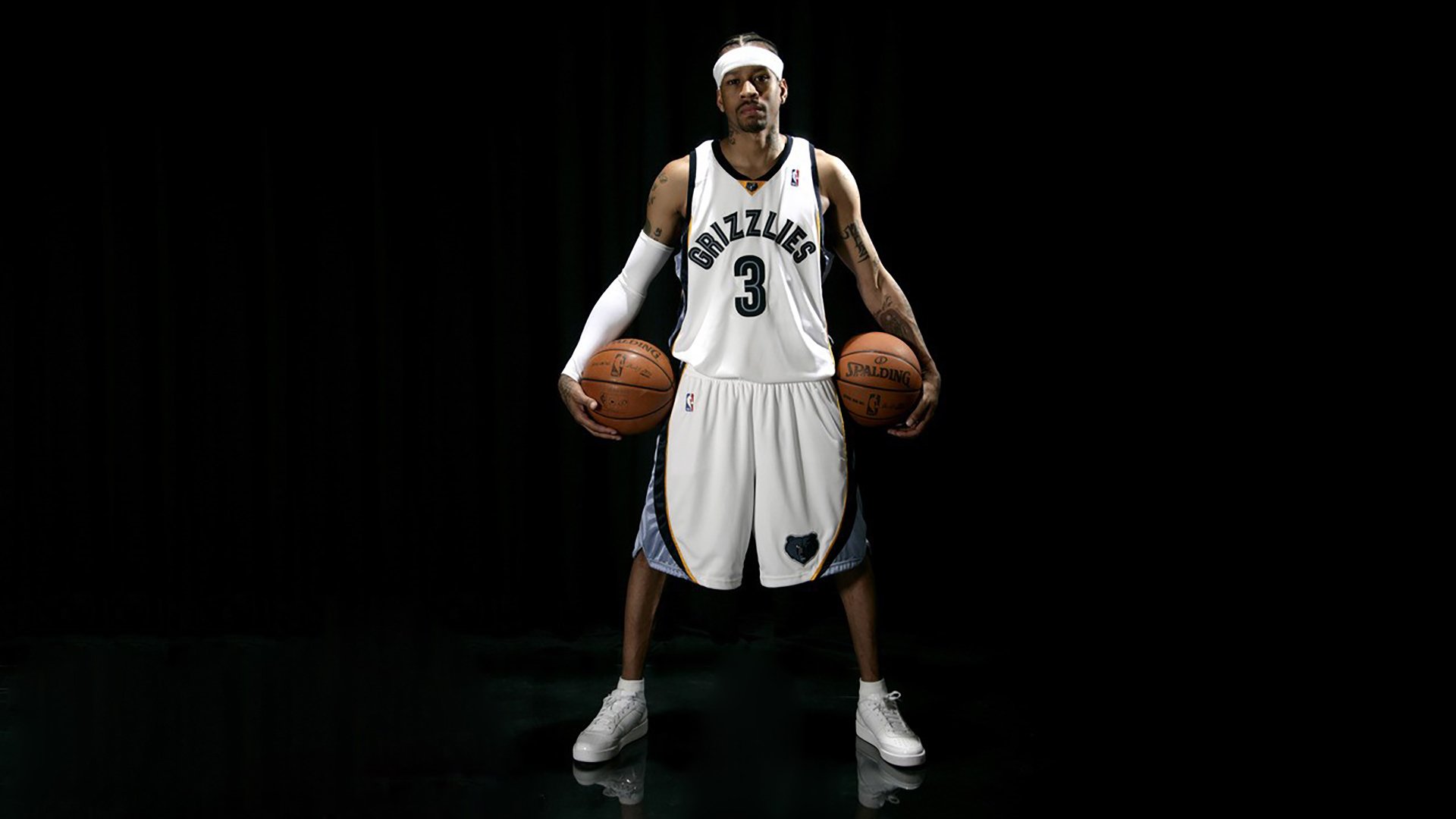 快船后卫训练中三分连中引掌声不断,快船控球后卫